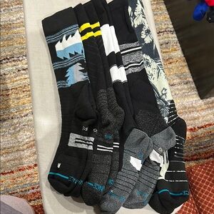 Men's Black and Gray Patterned Socks